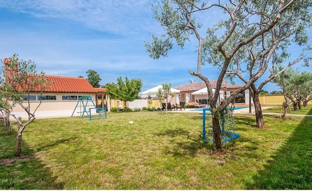 Villa Zafirah Πούλα Εξωτερικό φωτογραφία